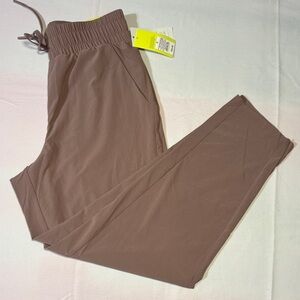 Active Light High-Rise Taper Pants - All In Motion Plum Purple S J226967